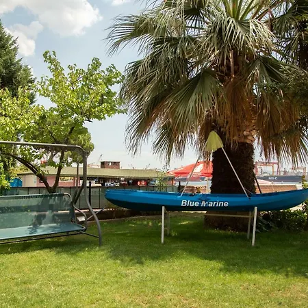 Blue Marine Otel 4*