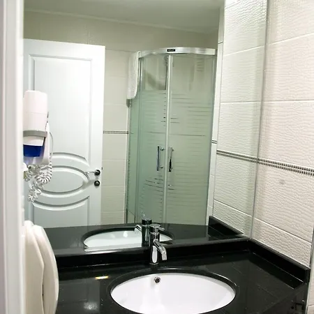 Blue Marine Otel Sekerpinari