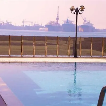 Hotel Blue Marine